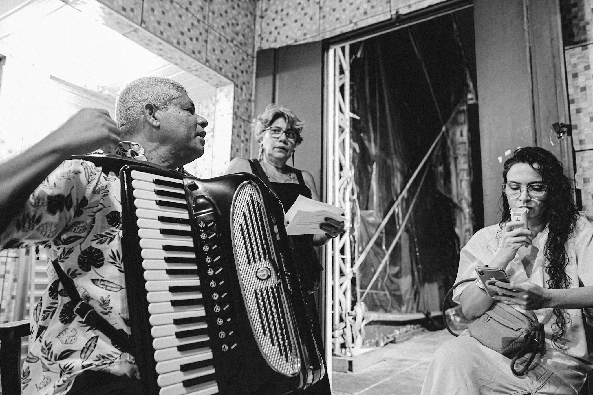 Cicinho agita o Coreto Cultural de Irará em noite inesquecível de São João