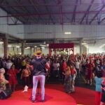 O cantor Thiago Lins agitou o publico no evento agro show em Fortaleza -CE.