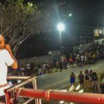 A banda 10M Na Voz apresenta o lançamento digital “Bloquinho A Revoada”.